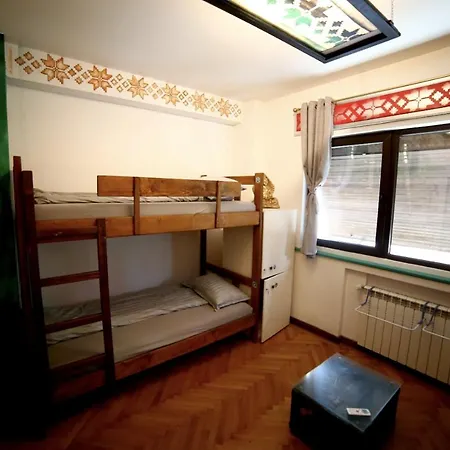 Bauhaus Hostel *