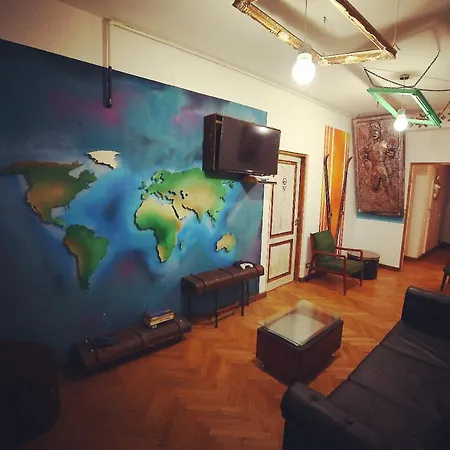 Bauhaus Hostel *