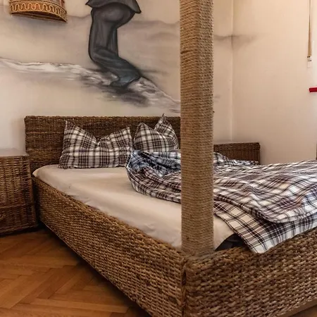 Bauhaus * ブカレスト