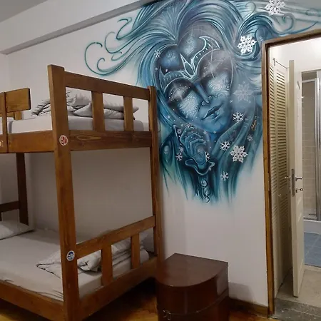 ホステル Bauhaus *